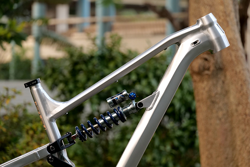 Soft Tail Bike Frame Aluminum  - Mountain Biking In The Uk 评论和价格